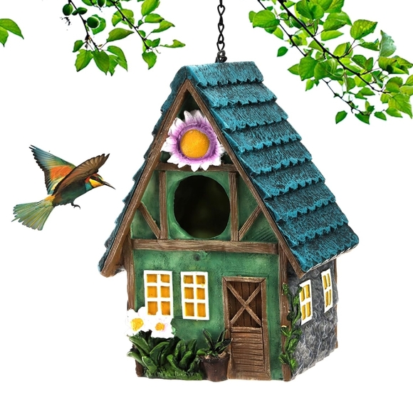 Charming Green Birdhouse with Floral Accents - Picture 1 of 7